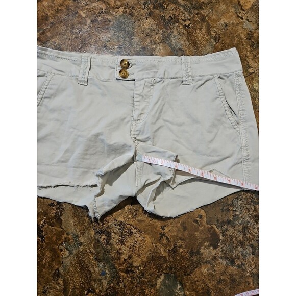 BKE Casuals Trey Light Tan Raw Hem Shorts size 28 4 Pockets Double Buttons(A228 - Picture 7 of 8